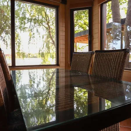 Szum Muzy Rus Mala بيت للعطل *