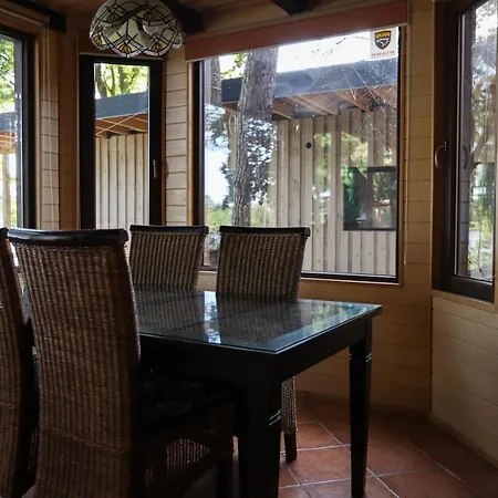 Szum Muzy Rus Mala أوسترودا